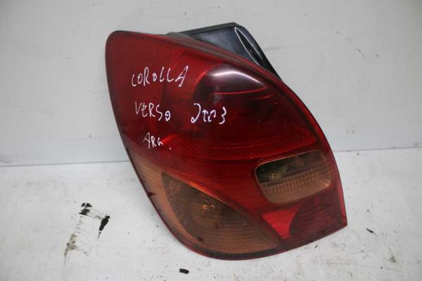 FEU ARRIERE GAUCHE TOYOTA - Vue 1